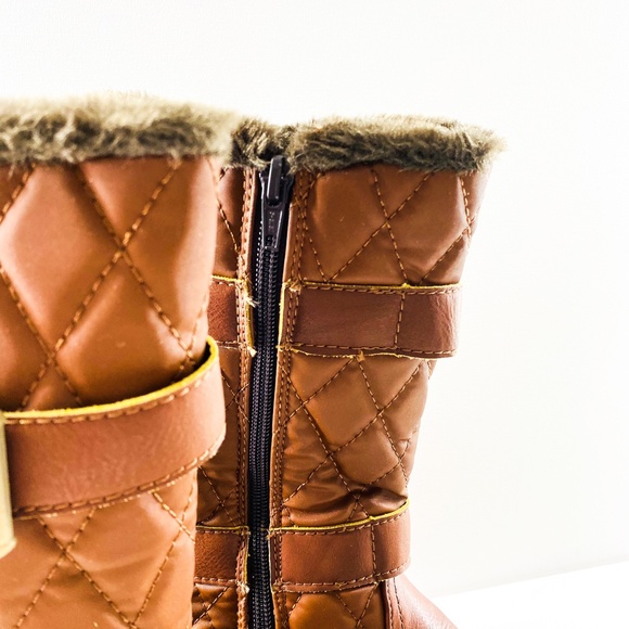 G.H. Bass & Co. Brown Quilted Winter Boots - Picture 5 of 11